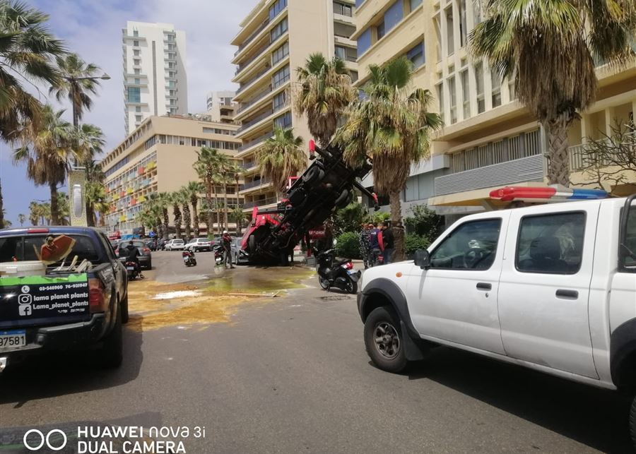 Truck Carrying Furniture Falls in Beirut; Road Safety Advocates Call for Lessons Learned